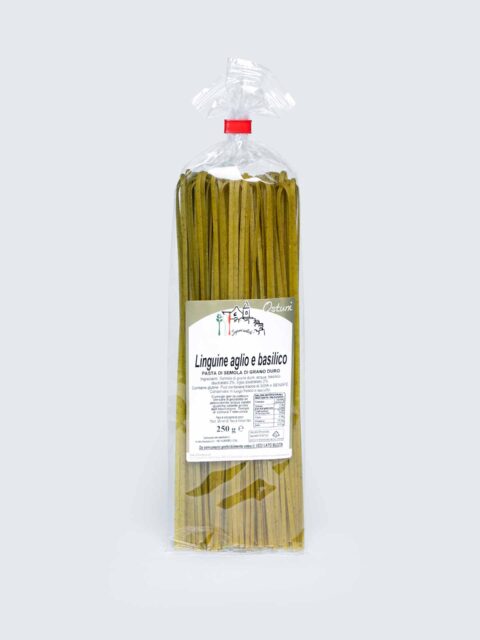 Confezione di linguine all'aglio e al basilico