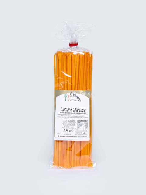 Confezione di linguine all'arancia
