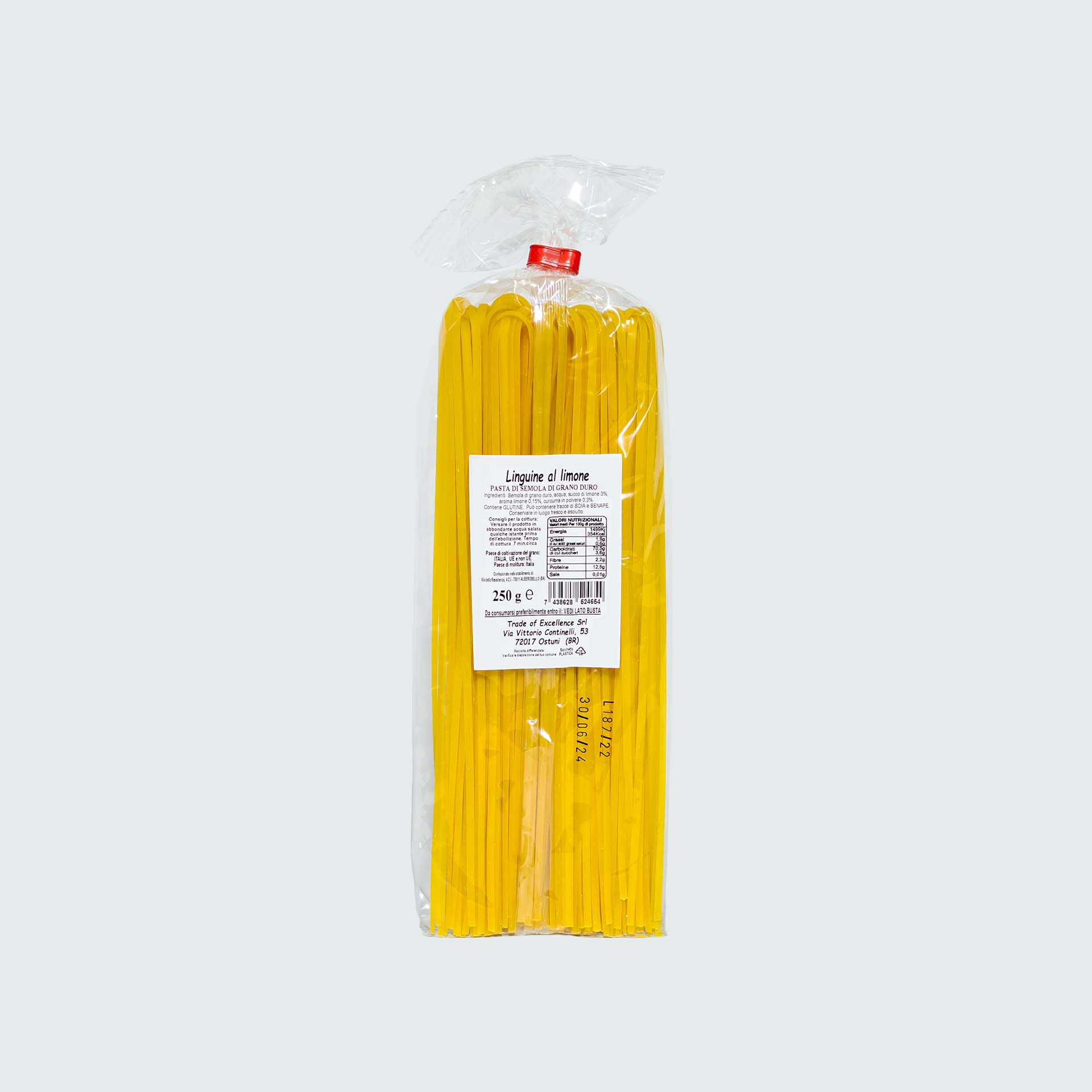 Linguine al limone vista posteriore Confezione di linguine al limone vista posteriore
